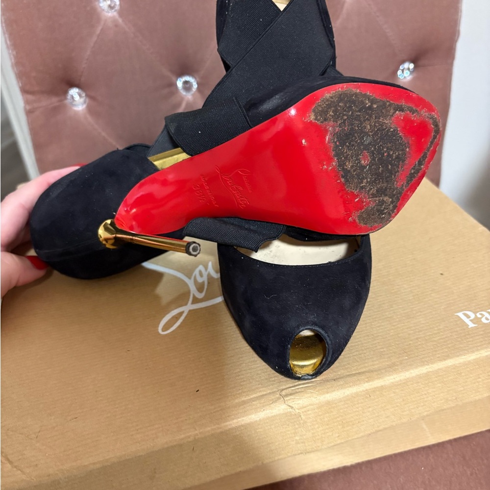 Christian Louboutin Black Heels with Red Soles and Gold Stilettos - Picture 3 of 5